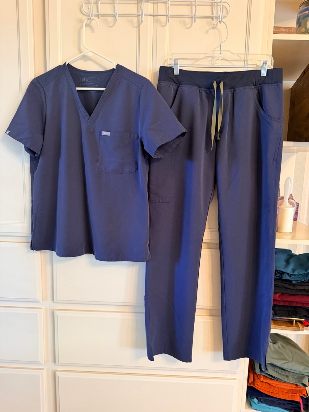 Figs Scrub set Katrina L top, Cade L/T bottoms Blue